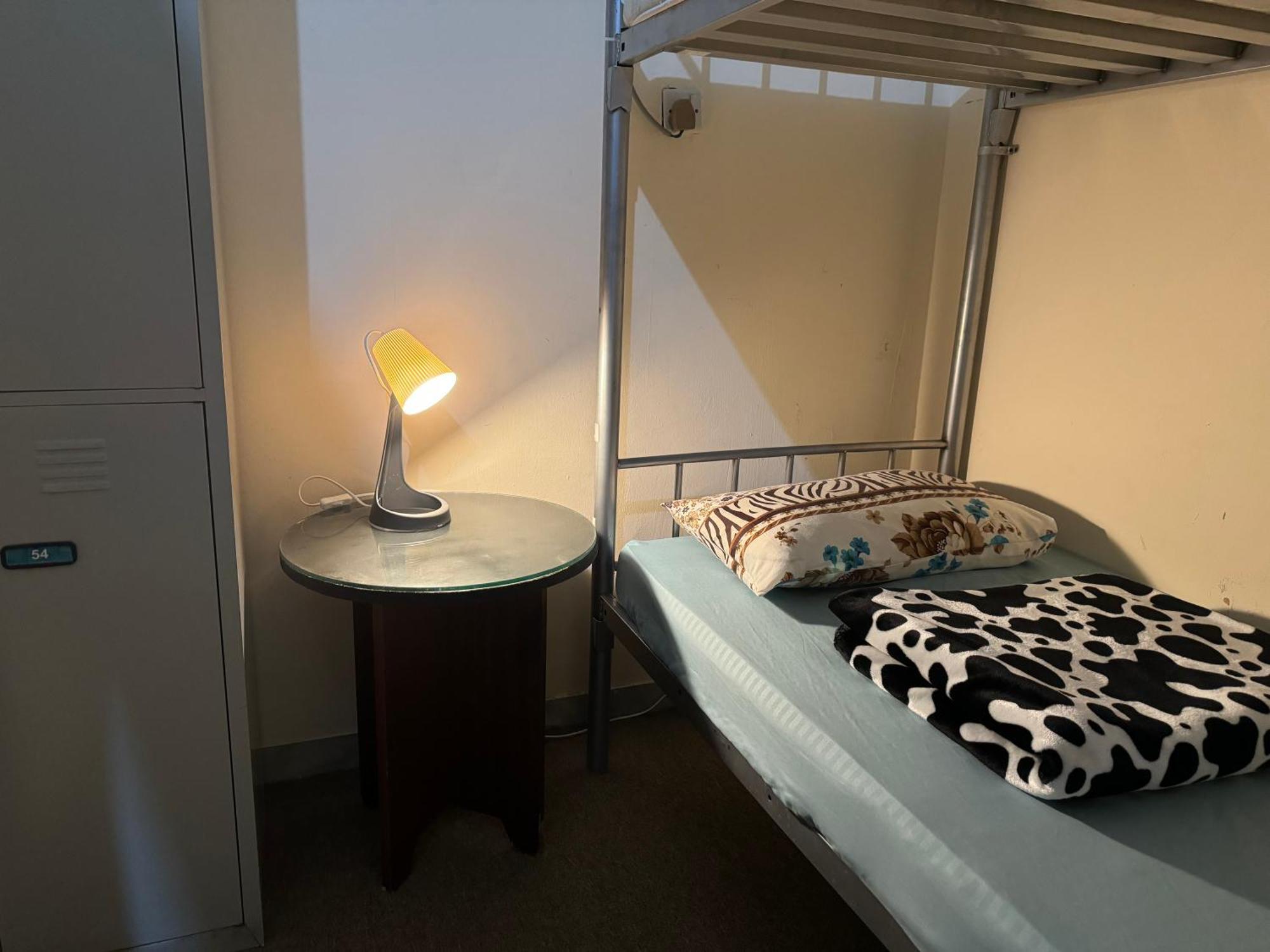 Backpackers Place Διαμέρισμα Αμπού Ντάμπι Δωμάτιο φωτογραφία