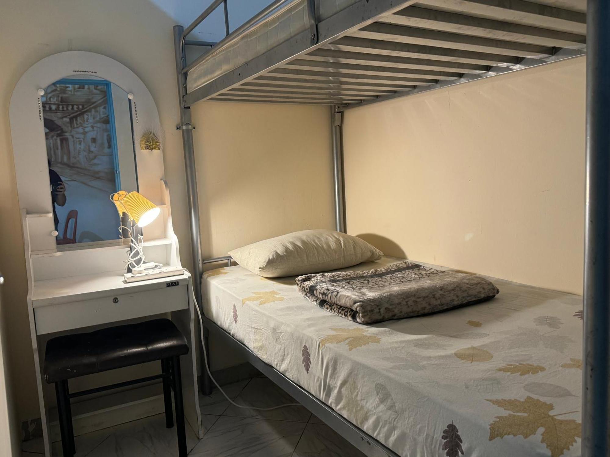 Backpackers Place Διαμέρισμα Αμπού Ντάμπι Δωμάτιο φωτογραφία